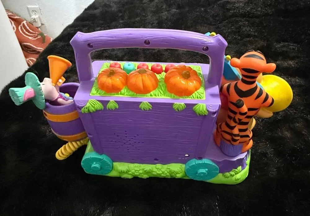 Disney Winnie The Pooh Hayride Tape Recorder Toy – Tigger & Pooh –Vintage Tiger